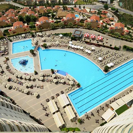 Goldcity Westapartments * 카기켁